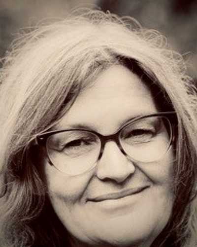 Dr Wendy Hermeston 